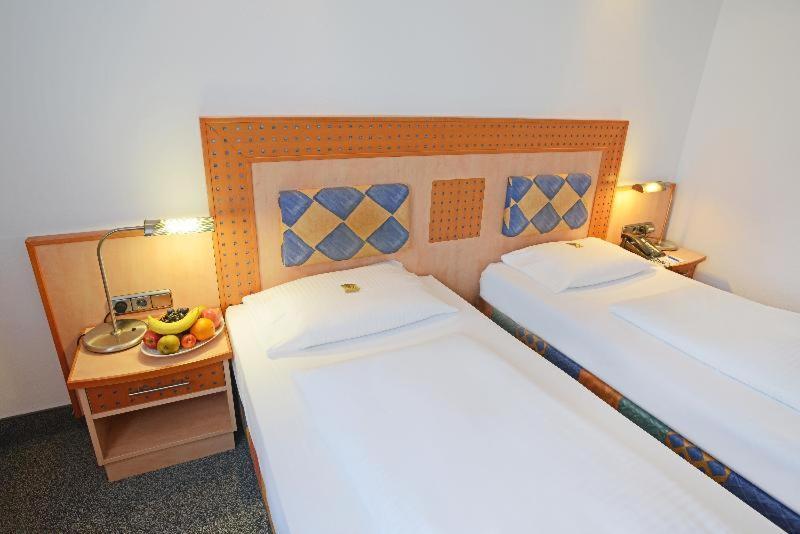 Plaza Kongresshotel Europe Stuttgart Værelse billede